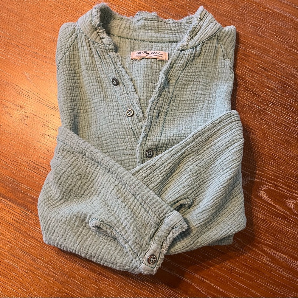 We The Free Daydream Button Down - Picture 10 of 10